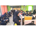 بازدید دانش‌آموزان مدرسه نمونه دخترانه مصلی‌نژاد از مرکز نوآوری و کارآفرینی دانشگاه صنعتی بیرجند