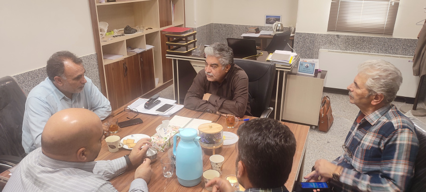 نشست تخصصی رئیس اداره فناوری و ارتباط با صنعت دانشگاه با مدیرعامل شرکت آساک سازان