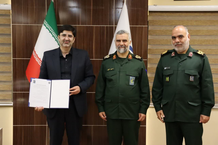 انعقاد تفاهم‌نامه همکاری‌های علمی و پژوهشی دانشگاه صنعتی بیرجند با معاونت دانش و پژوهش سپاه پاسداران انقلاب اسلامی