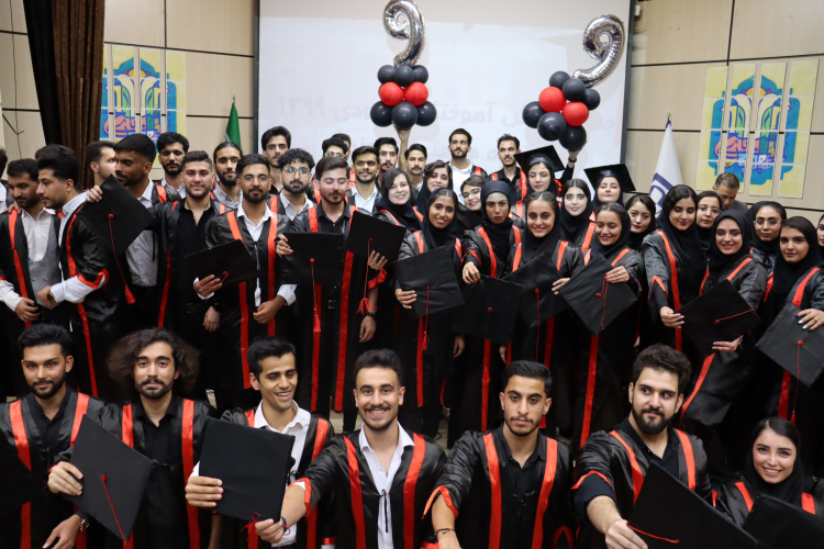 جشن دانش‌آموختگی دانشجویان دانشگاه صنعتی بیرجند برگزار شد