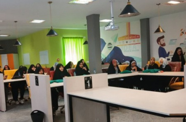 آشنایی دانش‌آموزان دختر نخبه استان با ظرفیت‌های نوآوری و کارآفرینی دانشگاه صنعتی بیرجند