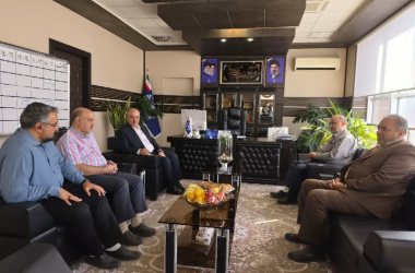 دیدار جمعی از مدیران دانشگاه صنعتی بیرجند با مدیر امور شعب بانک تجارت استان خراسان جنوبی
