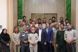 گرامیداشت روز جهانی کار و کارگر با تجلیل از کارکنان خدمات و تأسیسات دانشگاه صنعتی بیرجند