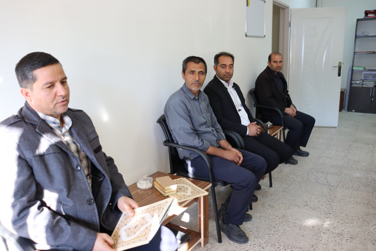 تجلیل از همکاران واحد حمل و نقل دانشگاه به مناسبت فرا رسیدن روز ملی حمل و نقل
