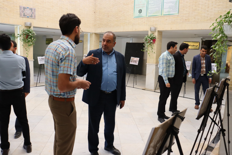 برپایی نمایشگاه دفاع مقدس در دانشگاه صنعتی بیرجند