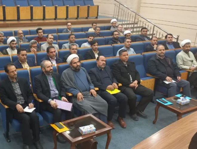 حضور دبیر ستاد اقامه نماز دانشگاه در همایش دبیران ستاد اقامه نماز استان در مشهد مقدس