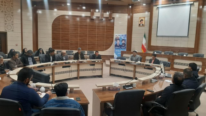نشست فعالین حوزه گوهرسنگ با راهبر طرح توسعه زنجیره‌های ارزش راهبردی استان خراسان جنوبی