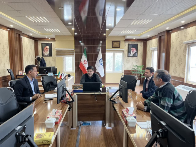دیدار دکتر رضا‌پور، رئیس دانشگاه با روسای دانشکده‌ها